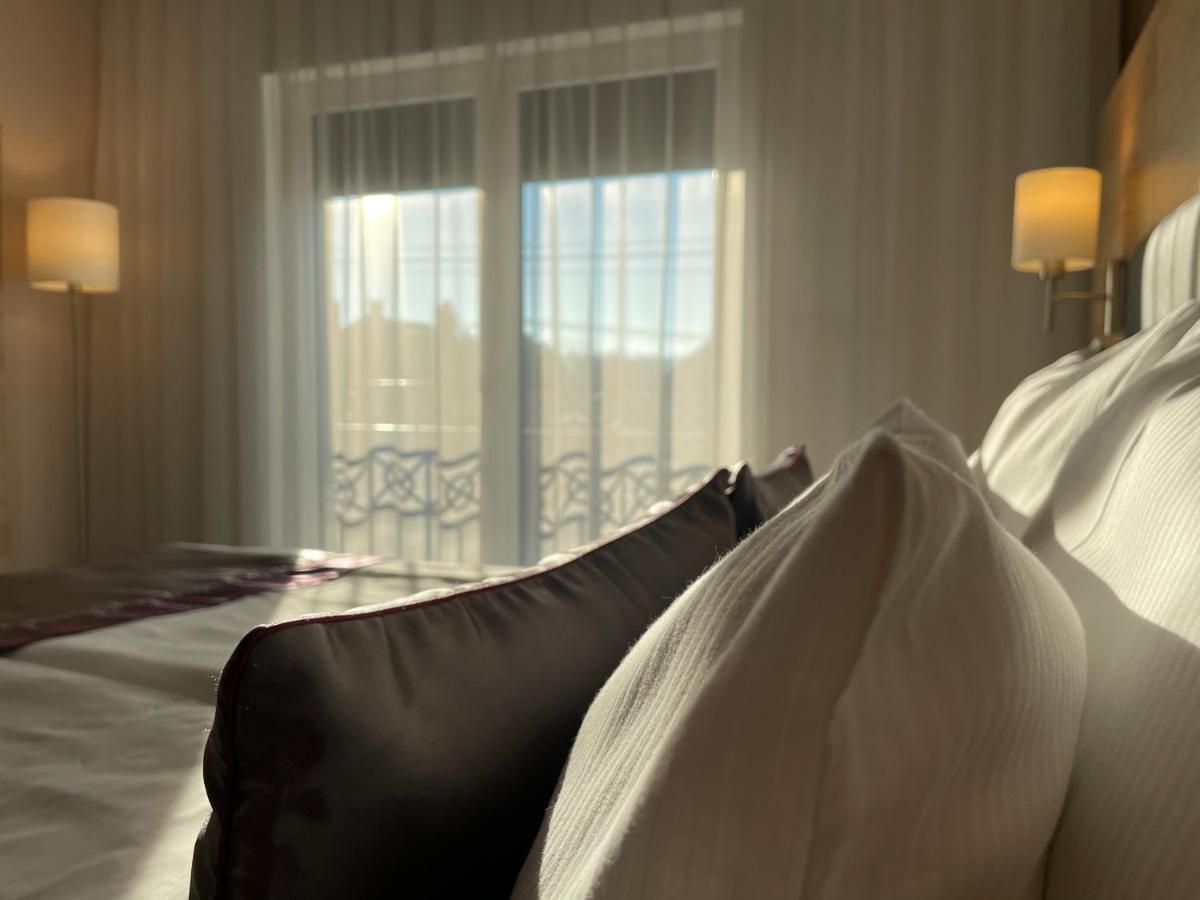 Villa Aruba & Private Spa Suites Keszthely Exteriör bild