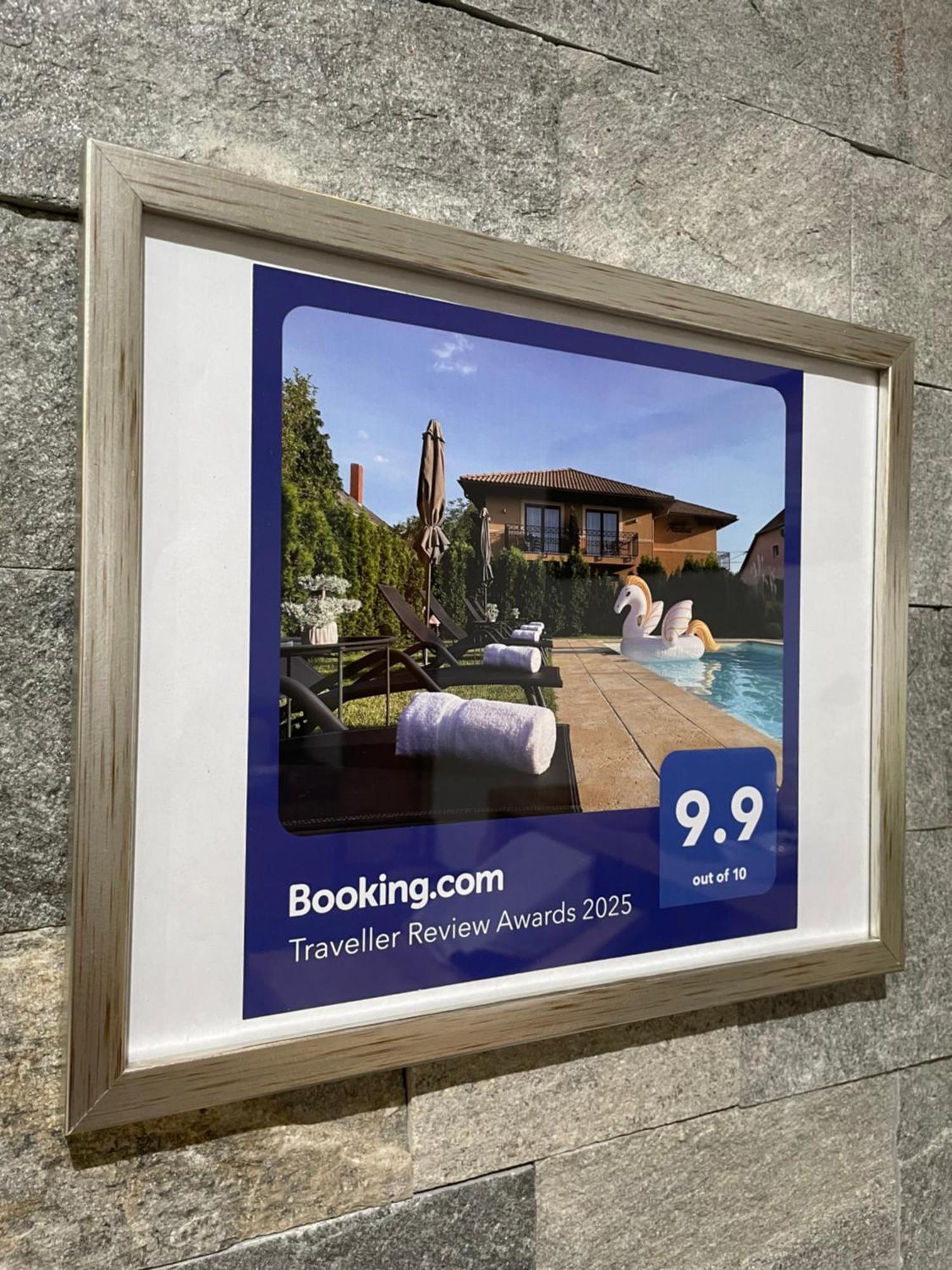Villa Aruba & Private Spa Suites Keszthely Exteriör bild